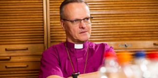 Piispoilta pyydetään tukea naispappeuden vastustajille – Arkkipiispa: Olemme saaneet kirjeen ja perehdymme siihen