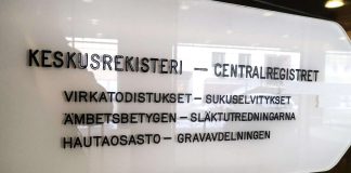 Kirkko ja kaupunki: Kirkon jäsentietojärjestelmä ei tunnista samaa sukupuolta olevien avioliittoja