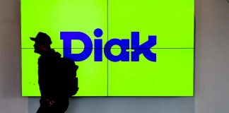 Päteviä kirkon töihin – katso kaikkien Diakista syksyn aikana valmistuneiden nimet