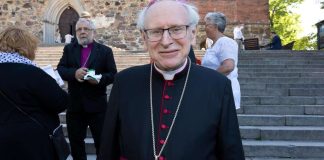 Katolinen hiippakunta: Piispa Teemu Sipon toipuminen jatkuu, edessä kuntoutus