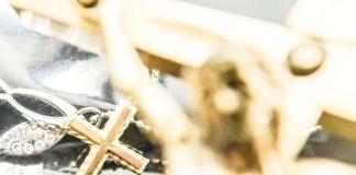 Kolumni: Rohkeutta kehiin, kun puhumme Jumalasta!