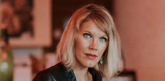 Kolumni: Mitä tapahtui, kun ensisuudelman näki hän, joka kuvitteli olevansa Jeesuksesta seuraava?