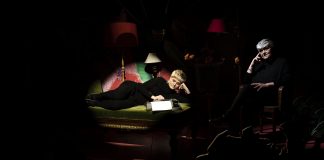 Kirja-arvio: Pirkko Saision elämäkerrassa kirjailijan suhdetta kristinuskoon lähestytään yhä uudestaan