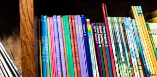 Elämänkatsomustietoa ja islamia opiskelevien koululaisten määrä on kasvussa – opettajista jo valtaosa kannattaa yhteistä katsomusainetta