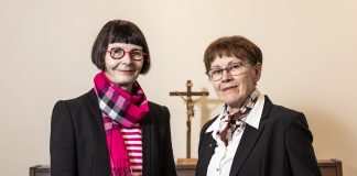 Suomessa eläköityy joka vuosi 70 000 ihmistä – silti ei aina ymmärretä, kuinka isosta muutoksesta on kyse