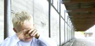 Pienetkin lapset surevat, mutta aikuiset eivät sitä aina huomaa – tutkimushanke selvittää, kuinka tukea lasta surussa