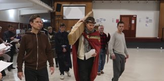 Ennen kuin kukko kiekuu Lahden kaduilla kuljetaan Kärsimystiellä