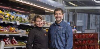 ”Jokainen ihminen haluaa kuulua johonkin” – Kauppiaat ryhtyivät yhteistyöhön entisten asunnottomien asumisyksikön kanssa