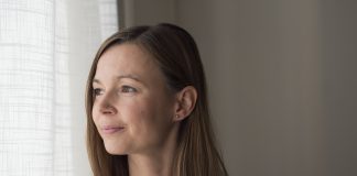 Suomen ympäristökeskuksen tutkija Nina Ahola: ”Tyytyväisyys tuntuu nousevan, kun arkimaisemasta löytyy viheralueita”