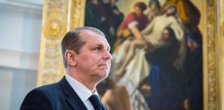 Tasavallan presidentti myönsi arvonimiä – mukana myös kirkollisesti tunnettuja henkilöitä