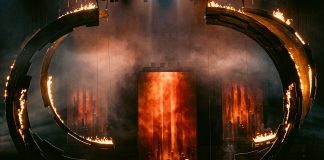 Jumalten tuho -oopperassa ahneus ja kosto kaatavat maailman perikatoon – Jäljelle jää vain kaunis suru