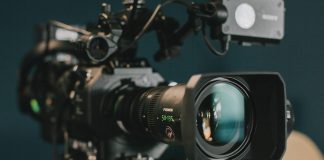 Kirkon mediasäätiö jakoi 104 000 euroa tukea: mukana tarinaa Jeesuksesta, dokumentti Jaakko Löytystä ja podcast Mitä helvettiä