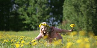 Kotimaan toimitus toivottaa valoisaa juhannusta – nyt on aika katsoa kultaviljan kasvua