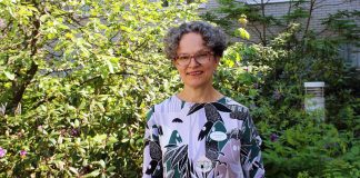 ”Vastasyntyneen ja kuolevan sielussa on jotain yhteistä” – Sairaalamuusikko saattaa lempeästi lähtijää