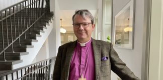 Ruotsin kirkossa keskustellaan nyt polyamoriasta – Lundin tuomiokapituli puuttui inklusiivisen messun tervehdyssanoihin