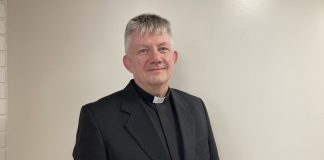 Ulvilan kirkkoherraksi valittu Pasi Virta innostui teologiasta aikuisiällä Tuomasyhteisössä