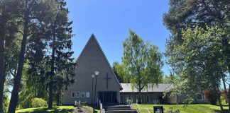 Mari Salin tutustui seurakuntaan riparilla ja löysi sieltä kavereita ja tukiverkoston