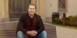 Hirvensalmen seurakunnan uusi kirkkoherra Asko Nuorkivi: ”Kirkko edustaa minulle rakkauden instituutiota nykypäivänä”