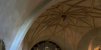 Musiikki: Jyrki Linjama säveltää vaikean ajan tuntoja