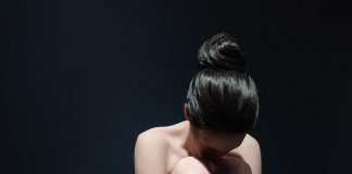 Taidenäyttely: Todenkaltaisuus ja todellisuuden muokkaaminen pakottavat kysymään, mikä ihminen lopulta on