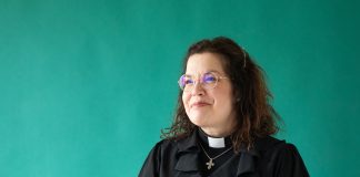 Ulla Mitrunen Iin kirkkoherraksi: ”Ei ole heitä, eikä ole teitä, on vain meitä”