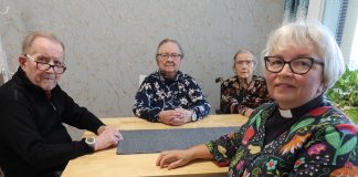 Jokainen ihminen on muistamisen arvoinen – sairaalapappi Kristiina Turkki edistää tapoja, joilla hoitokodin asukkaat ja henkilökunta voivat muistaa siellä kuollutta ihmistä