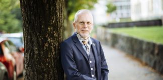 Kiinan taloudellinen ja poliittinen merkitys maailmassa kasvaa – 75 vuotta täyttävässä kansantasavallassa kommunistinen puolue varjelee yksinvaltaansa ja rajoittaa ihmisoikeuksia