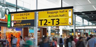 Tuhansista maailmassa puhutuista kielistä monet häviävät kiihtyvällä tahdilla – myös uskon maailma on sidoksissa ihmisen kieleen