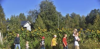 Savolaisten perheen kotikoulu kiertää pitkin Suomea