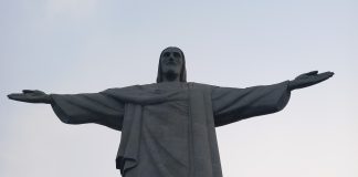 Suuri, rikas, köyhä ja karismaattinen – Brasilia on yksi maailman nousevista talousmahdeista ja myös kielimuurin takana piileskelevä kristinuskon suurvalta