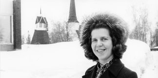 Mysteerikuva: Tunnistatko talvisen henkilön ja kirkolliset rakennukset?