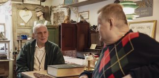 Ystävykset eri maailmoista kohtaavat keuruulaisessa antiikkiliikkeessä