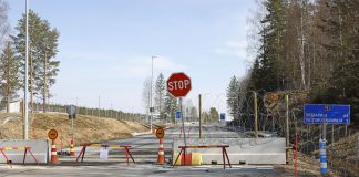 Kaisa Huhtala: Yleisinhimillinen velvollisuus huolehtia apua tarvitsevista on jäämässä omat ensin -ajattelun jalkoihin