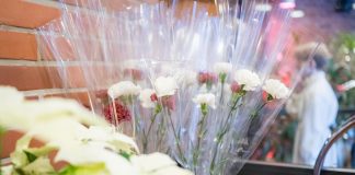 Turussa iso yhteiskaste: 30 rippikoululaista kastettiin loppiaisena Henrikinkirkossa