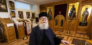 Munkki Simeon Mertanen: Enkeli on usein laskenut kätensä turvaksi olalleni