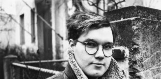 Mysteerikuva: Kuka on tässä nuoruuden kuvassa – Tyyli viitannee 90-lukuun?