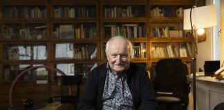 Kristinuskon on muututtava tai kuoltava, ajatteli Wille Riekkinen ja laati uuden uskontunnustuksen