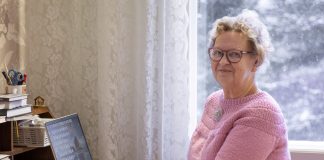 Pikkusiskon kuolema teki Pirkko Jurvelinista romaanikirjailijan – viimeisessä kirjassa terveisiä isälle