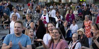 Riikka Purra ja Teemu Laajasalo kohtaavat ja arkkipiispa puhuu sateenkaariseuroissa – poimimme Kirkkopäivien ohjelmasta kiinnostavimmat tärpit