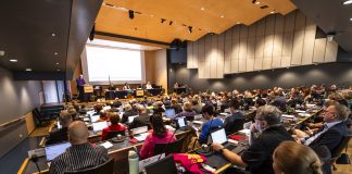 Siirtoäänivaali on etenemässä kokeiluvaiheeseen arkkipiispan, piispan ja pappisasessorin vaalissa