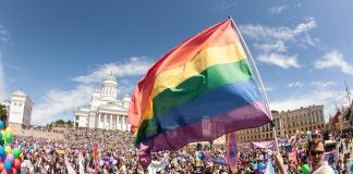 Seurakuntien rekka ei pääse tänä vuonna Helsinki Pride -kulkueeseen – Syynä kirkolliskokouksen avioliittoa koskeva päätös