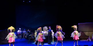 Lapsikuoro Solinan musikaali toi lavalle kultaisen kumiankan ja veti katsomon täyteen Kirkkopäivillä