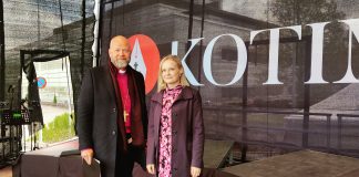 Valtiovarainministeri Riikka Purra Kirkkopäivillä: Kaikilla on samanlainen ihmisarvo, eikä se ole millään tavalla taloudellisesti mitattavissa