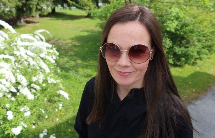 Rebekka_Naatus_rajattu_Kuva_Mari_Teinilä