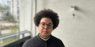 Suomen uusi anglikaaninen kirkkoherra Maria Obafemi-Onuigbo: Eri puolilta maailmaa tulevat seurakuntalaiset ovat siunaus