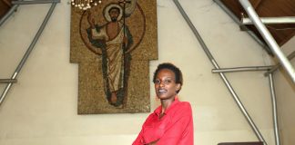 Luterilaiset naisteologit Etiopiassa kohtaavat edelleen kulttuurista vastustusta luterilaiset naisteologit kohtaavat vastustusta etiopiassa. kuvassa Abigiya Kukie.