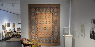 Kasvivärjäystä, naisasiaa ja yrittäjyyttä – Halosen taiteilijasuvun naisten käsityöt esillä Lapinlahdella