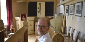 Suntio & kirkko: Lapinlahden suntio veistää, juoksee ja näyttelee