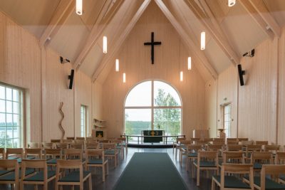 Rautjärven uuden kirkon sisätilat