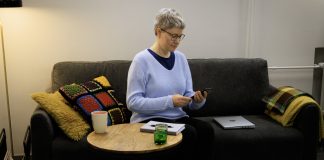 Kirkon keskusteluavun tarve kasvaa ja päivystäjiä tarvitaan lisää kirkon keskusteluavun tarve